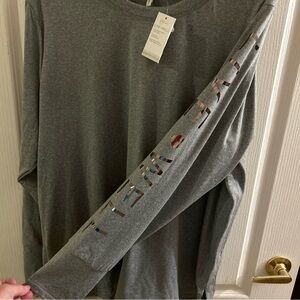 Cato’s Gray Long Sleeve Live Well Active With Thumb Holes 18/20 discontinued 🔥